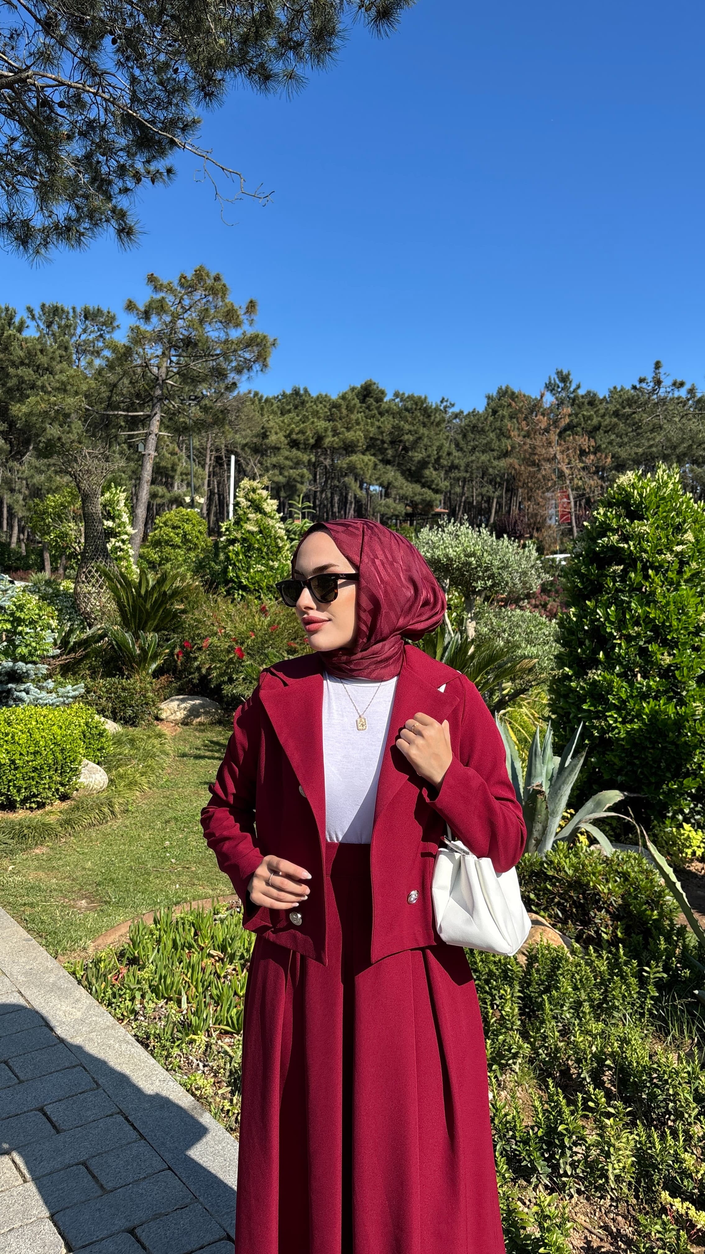 Platin Düğme Detaylı Ceketli Etek Takım Bordo