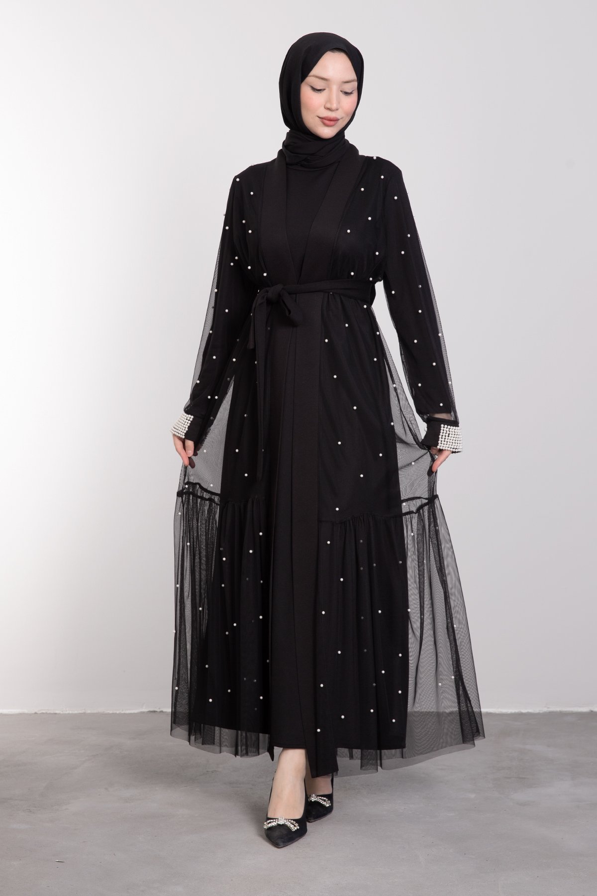 Aralıklı İnci İşlemeli Tül Tesettür Abaya Siyah