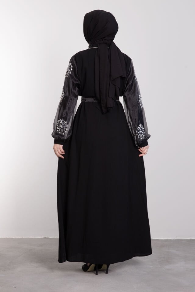 Kolları Organze Detaylı Boncuk İşlemeli Tesettür Abaya Siyah