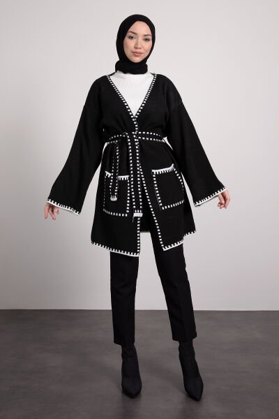 Minimalist Döşemeli Desenli Tesettür Triko Kimono Siyah