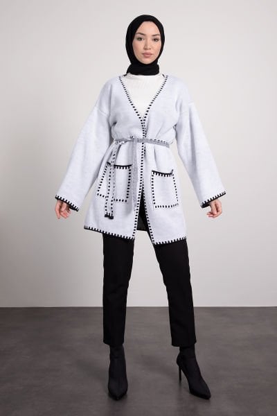 Minimalist Döşemeli Desenli Tesettür Triko Kimono Açık Gri