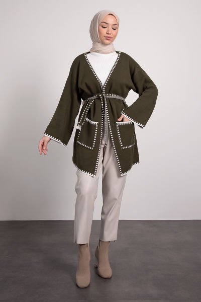 Minimalist Döşemeli Desenli Tesettür Triko Kimono Haki