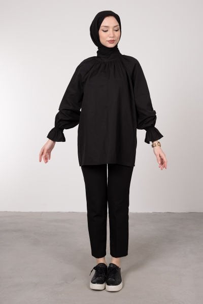 Oversize Kesim Manşet Detaylı Tesettür Tunik Siyah