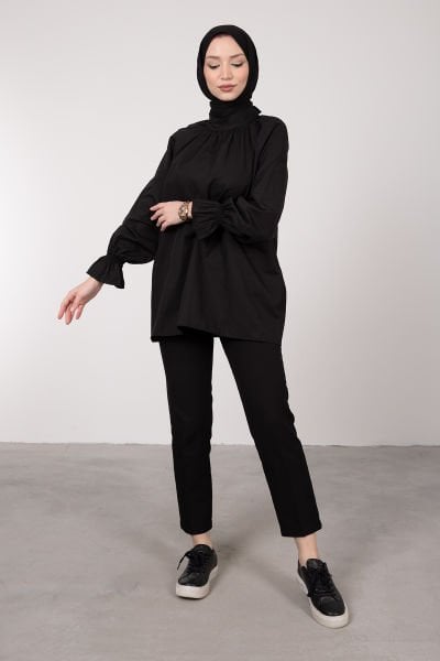 Oversize Kesim Manşet Detaylı Tesettür Tunik Siyah