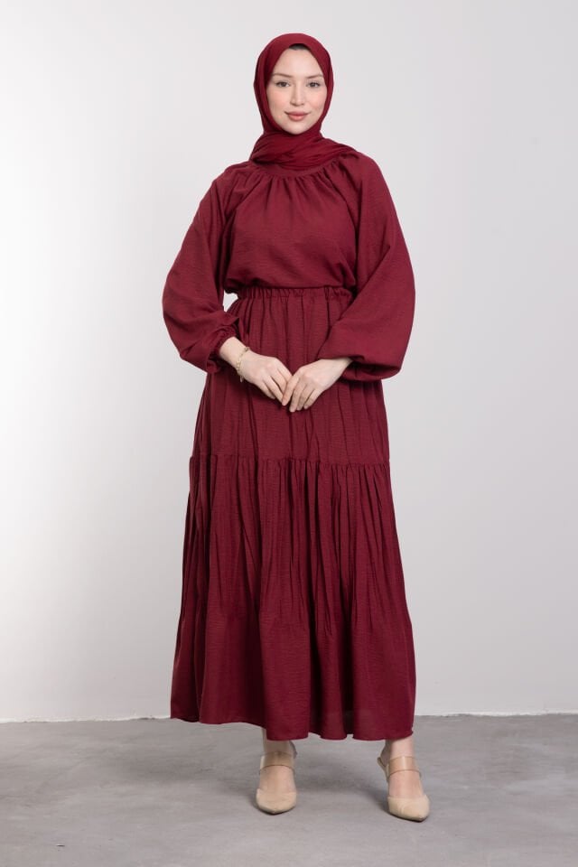 Kloş ve Rahat Kesim Tesettür Takım Bordo