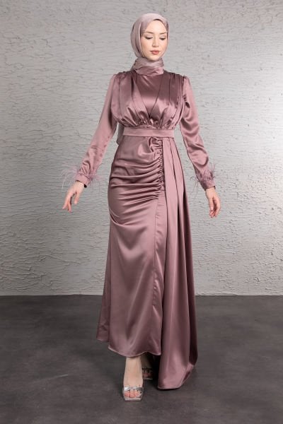 Kuyruk Detaylı Kolları Tüylü Tesettür Abiye Pudralı Pembe