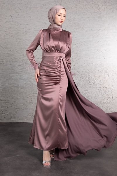 Kuyruk Detaylı Kolları Tüylü Tesettür Abiye Pudralı Pembe