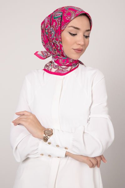 Desenli Klasik Kesim Tesettür Şal Şeker Pembe