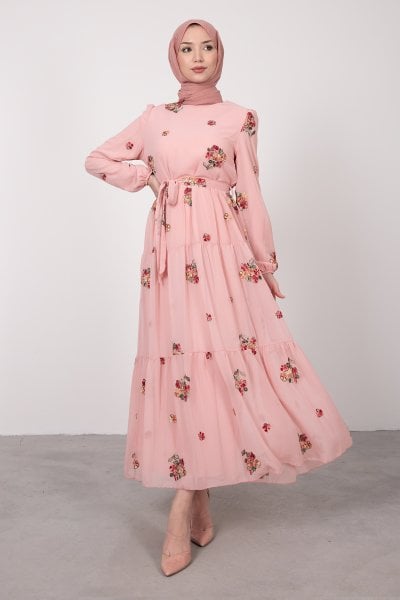 Yaz Çiçeği Motif İşlemeli Tesettür Elbise Pembe