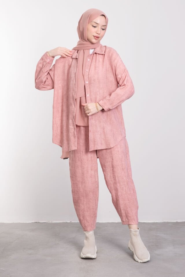 Pamuk Karışımlı Bol Kesim Tesettür Takım Pembe