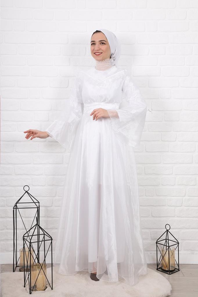 Kolları Fırfırlı Organze Tesettür Elbise Beyaz