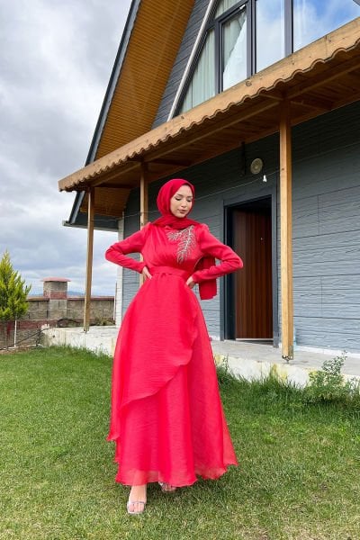 Yaprak Desen Taş İşleme Tesettür Abiye Kırmızı