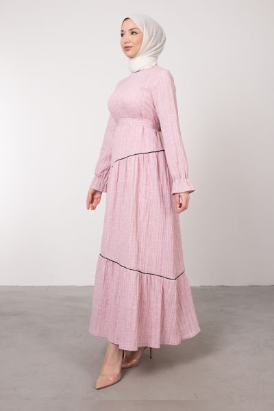 Asimetrik Çizgi Şeritli Kuşaklı Tesettür Elbise Pembe