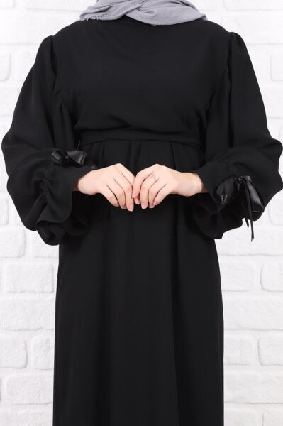 Kolları Büzgülü Tesettür Elbise Siyah