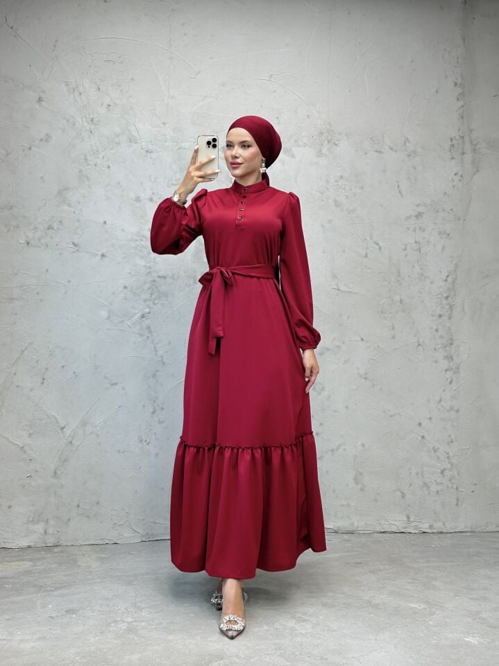 Düğmeli Kuşaklı Tesettür Elbise Bordo