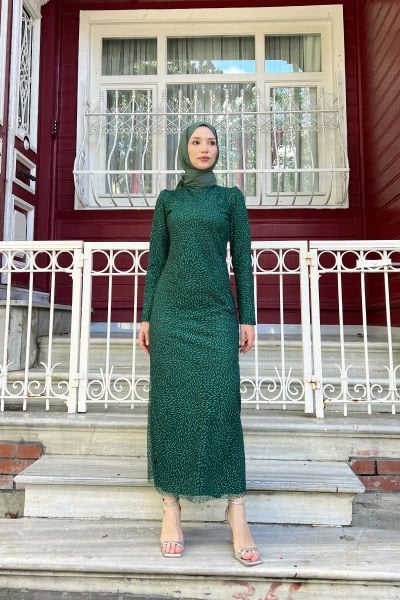Oval Damlacık Desenli Simli İşlemeli Tesettür Abiye Zümrüt