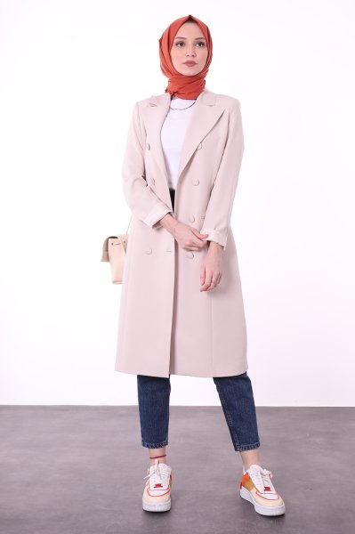 Düğme Detaylı Uzun Blazer Ceket Krem