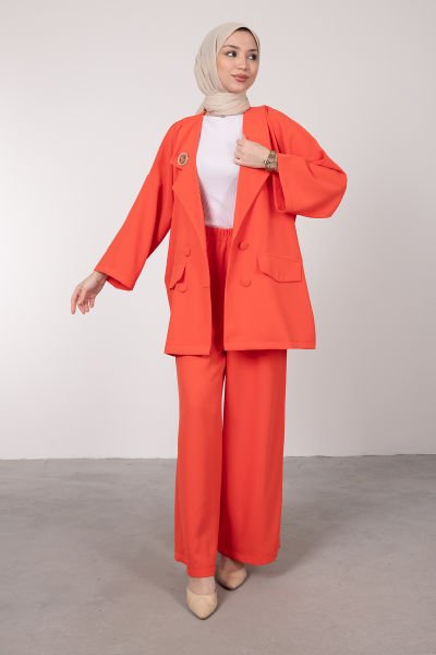 Oversize Kesim Broş Detaylı Tesettür Takım Turuncu