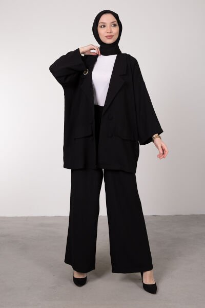 Oversize Kesim Broş Detaylı Tesettür Takım Siyah