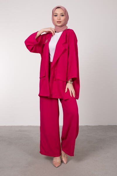 Oversize Kesim Broş Detaylı Tesettür Takım Pembe