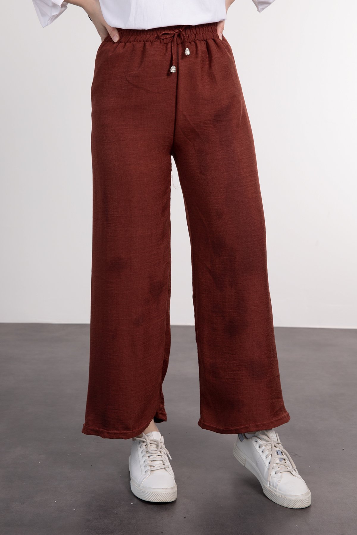 Beli Bağcıklı Geniş Rahat Kesim Tesettür Pantolon Tarçın