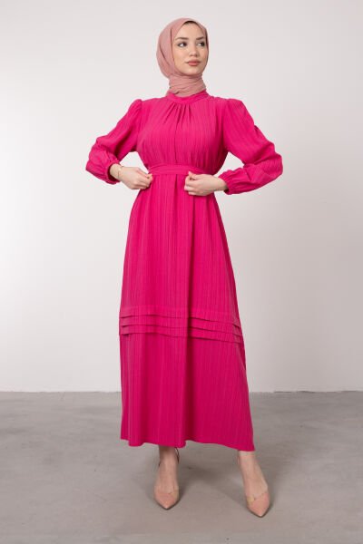 Eteği Mini 3 Katlı Kuşaklı Tesettür Elbise Pembe