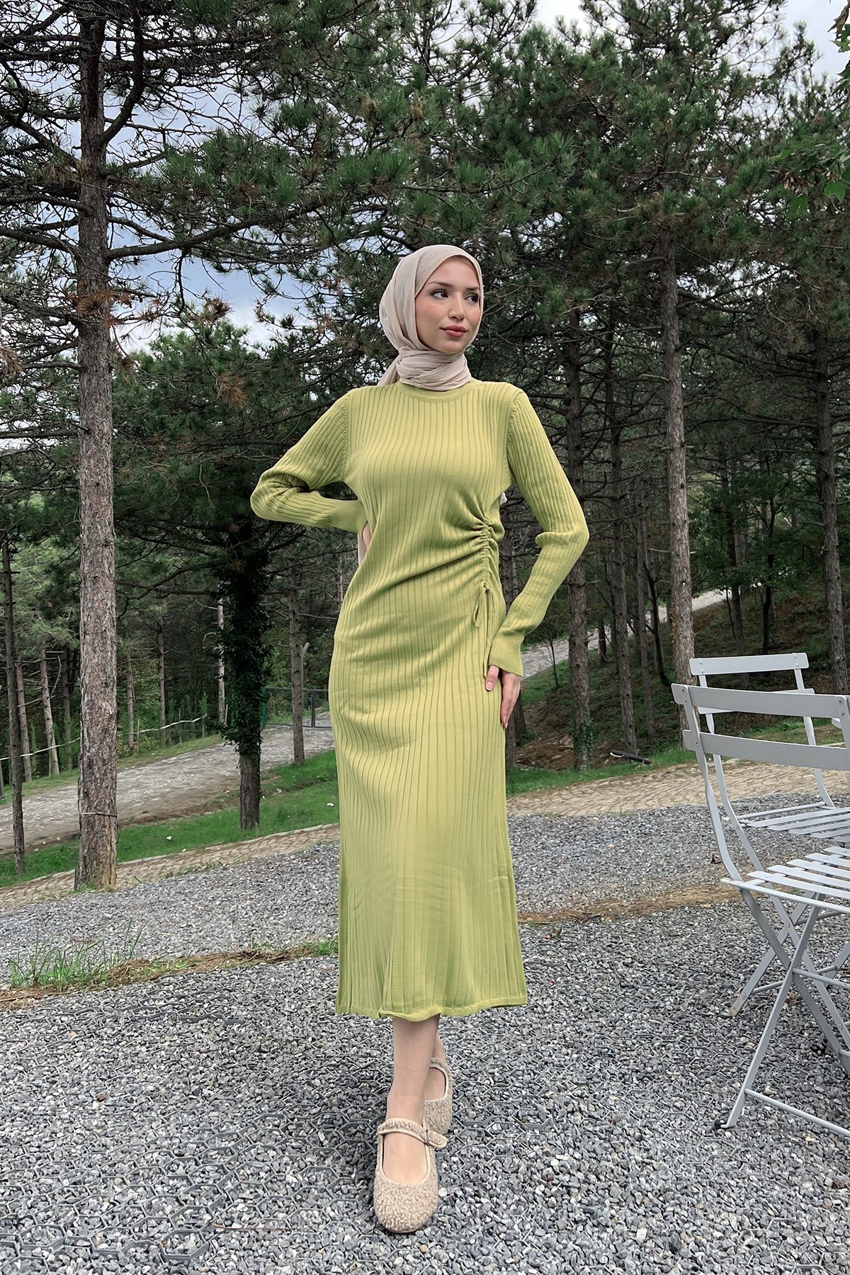 Çizgili Kumaş Belden Büzgülü Tesettür Triko Elbise Sarı