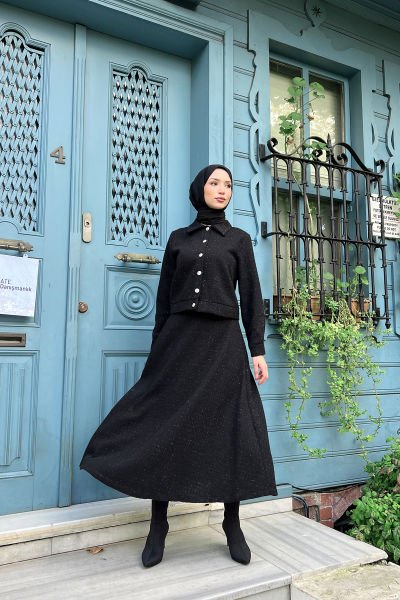 Simli Madalyon Düğmeli Tüvit Tesettür Takım Siyah
