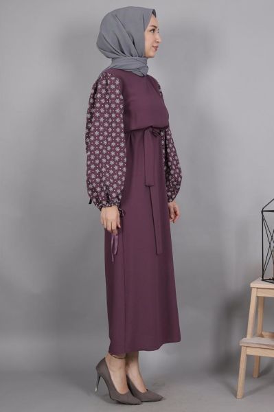 Çiçek Desenli Kuşaklı Tesettür Elbise Mor