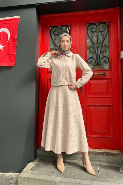 Simli Madalyon Düğmeli Tüvit Tesettür Takım Vizon