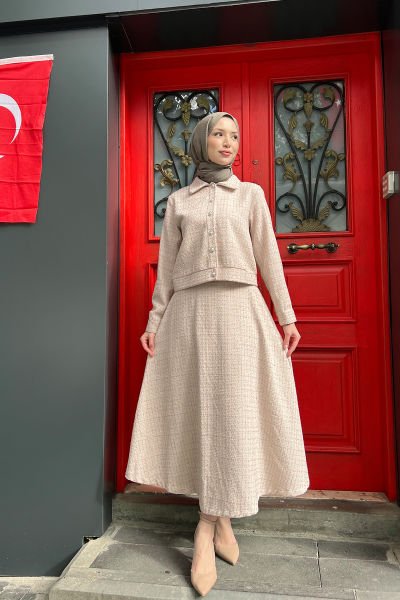 Simli Madalyon Düğmeli Tüvit Tesettür Takım Vizon