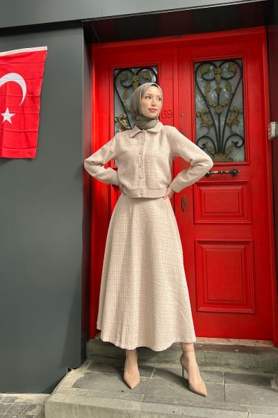Simli Madalyon Düğmeli Tüvit Tesettür Takım Vizon