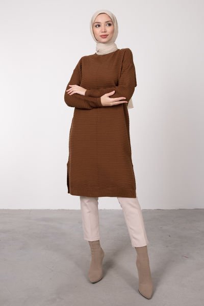 Şeritli Dokulu Oversize Kesim Tesettür Tunik Camel