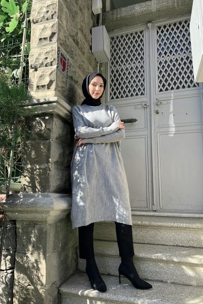 Oversize Kesim Rahat Kalıp Tesettür Triko Tunik Gri
