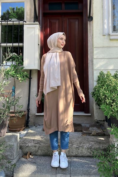 Oversize Kesim Rahat Kalıp Tesettür Triko Tunik Vizon