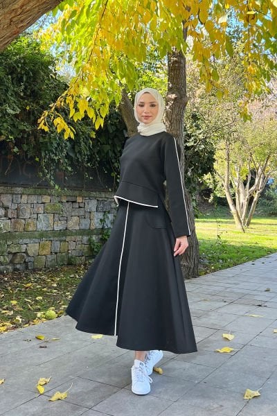 İnce Şeritli Çizgili Scuba Tesettür Takım Siyah