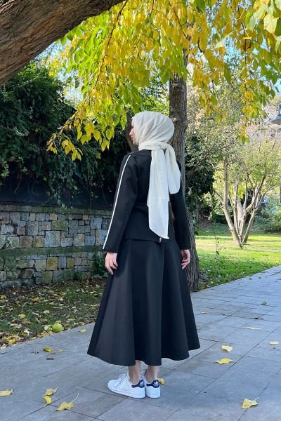 İnce Şeritli Çizgili Scuba Tesettür Takım Siyah