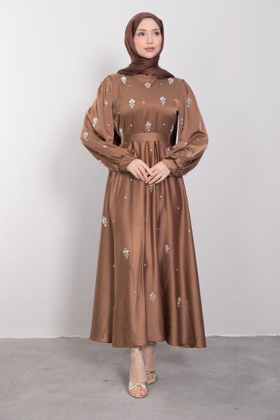 Kristal Etnik Motif İşlemeli Saten Tesettür Abiye Sütlü Kahve