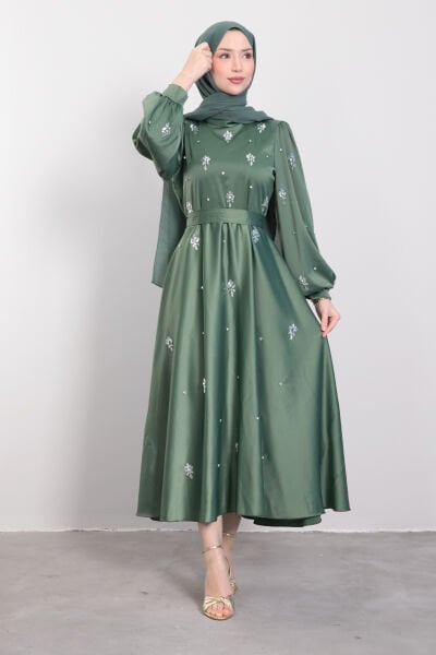 Kristal Etnik Motif İşlemeli Saten Tesettür Abiye Küf Yeşili