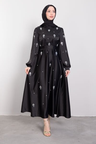 Kristal Etnik Motif İşlemeli Saten Tesettür Abiye Siyah
