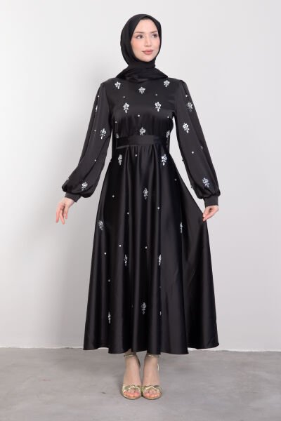 Kristal Etnik Motif İşlemeli Saten Tesettür Abiye Siyah